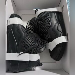Jordan Retro 4 net black on blk 7 in women